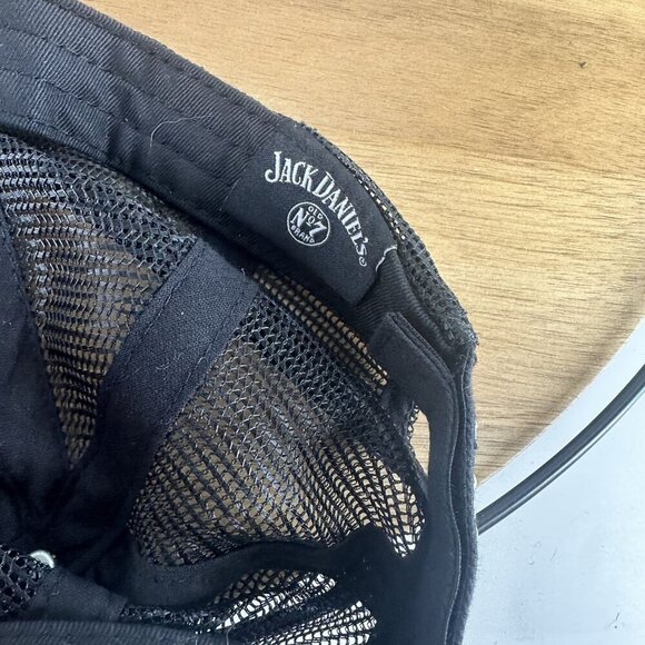 Jack Daniels Black Mesh Trucker Hat With White Logo & Adjustable Strap - Picture 4 of 7